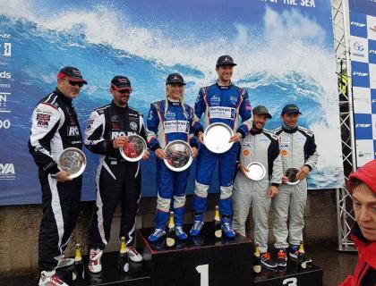 Powerboat Team make it to the top step of the podium!!